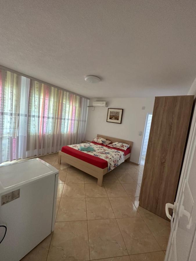Apartments Edona Ulcinj Exterior foto